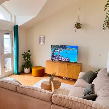 Vendégház Luxury Seafront Villa, Sibenik