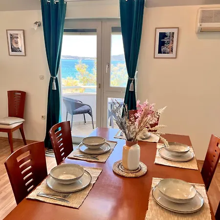 Guest house Luxury Seafront Villa, Sibenik Brodarica (Sibenik-Knin)