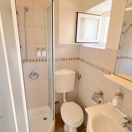 Guest house Luxury Seafront Villa, Sibenik Brodarica (Sibenik-Knin)