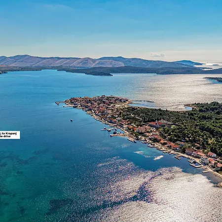 Guest house Luxury Seafront Villa, Sibenik Brodarica (Sibenik-Knin)