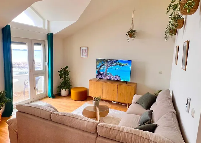 Guest house Luxury Seafront Villa, Sibenik