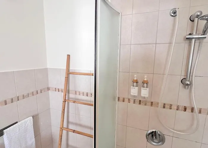 Casa de hóspedes Luxury Seafront Villa, Sibenik 4*