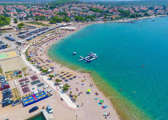 Luxury Seafront Villa, Sibenik Casa de hóspedes 4*